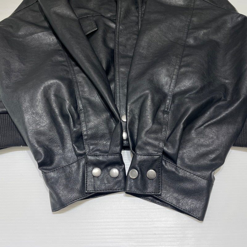 【中古品】【メンズ】 CLEL クレイル FAKE LEATHER JACKET CLEjk855 フェイク レザー ジャケット アウター 合成皮革 147-260818-ko-18-teih サイズ：M カラー：ブラック 万代Net店