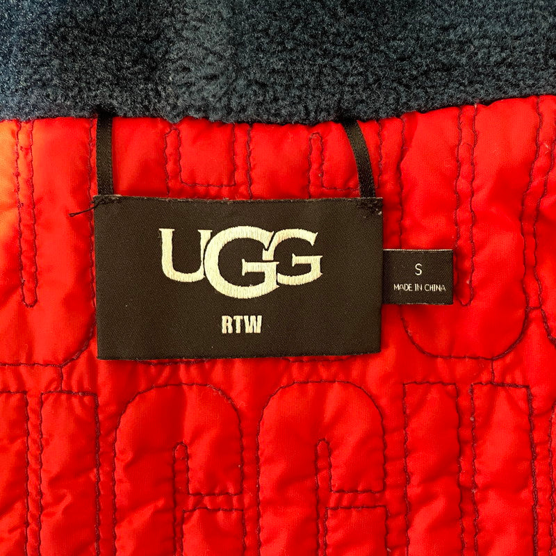 【中古品】【メンズ】 UGG アグ KAIRO FAUX FUR JACKET 1119483 カイロ フォー ファー ジャケット アウター リバーシブル フェイクファー 141-260820-ko-09-teih サイズ：S カラー：ブルー系 万代Net店