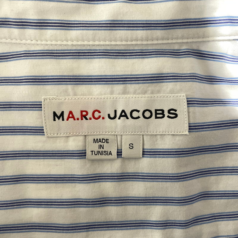 【中古品】【メンズ】 MARC JACOBS マークジェイコブス × A.P.C. アーペーセー 別注 コラボ STRIPE L/S SHIRT ストライプ ロングスリーブ シャツ 長袖 トップス ボタンダウン 141-260820-ko-07-teih サイズ：S カラー：ストライプ 万代Net店