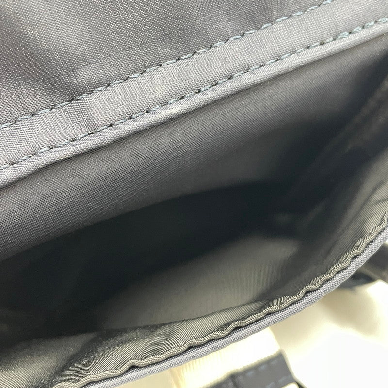 【現状渡し品】【メンズ】 A.P.C. アーペーセー TRECK BUM BAG トレック バム バッグ カバン 188-260817-sa-17-teih カラー：ネイビー 万代Net店