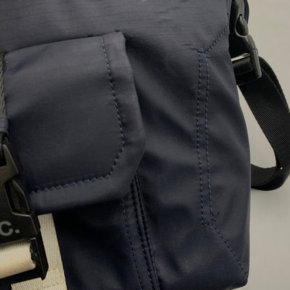 【中古品】【メンズ】 A.P.C. アーペーセー TRECK BUM BAG トレック バムバッグ カバン ショルダーバッグ 188-260822-ss-05-teih サイズ：M カラー：ネイビー 万代Net店