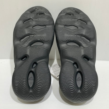 【中古品】【メンズ】 adidas アディダス YEEZY FOAM RUNNER CARBON IG5349 イージー フォームランナー カーボン サンダル 靴 スニーカー 161-260829-ko-11-tei サイズ：28.5cm カラー：ブラック 万代Net店