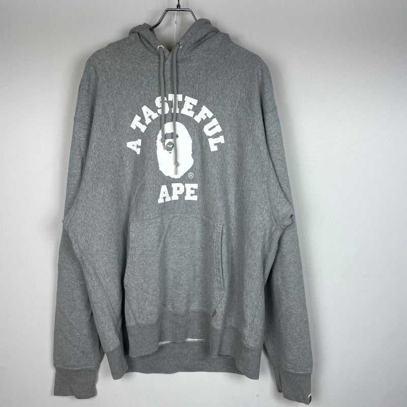 【中古品】【メンズ】 A BATHING APE ア ベイシング エイプ × JJJOUND ジョウンド RELAXED CLASSIC COLLEGE PULLOVER HOODIE リラックスド クラシック カレッジ プルーオーバー フーディー パーカー 140-260817-sa-10-teih サイズ：XL カラー：グレー 万代Net店