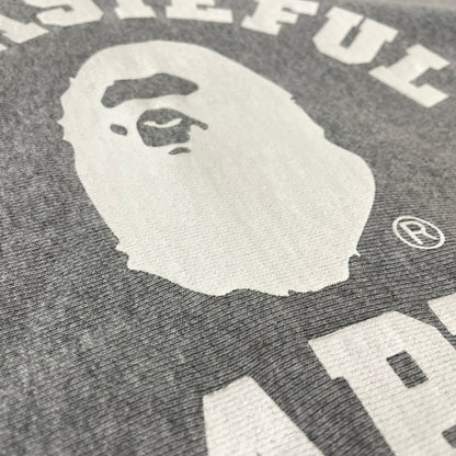 【中古品】【メンズ】 A BATHING APE ア ベイシング エイプ × JJJOUND ジョウンド RELAXED CLASSIC COLLEGE PULLOVER HOODIE リラックスド クラシック カレッジ プルーオーバー フーディー パーカー 140-260817-sa-10-teih サイズ：XL カラー：グレー 万代Net店
