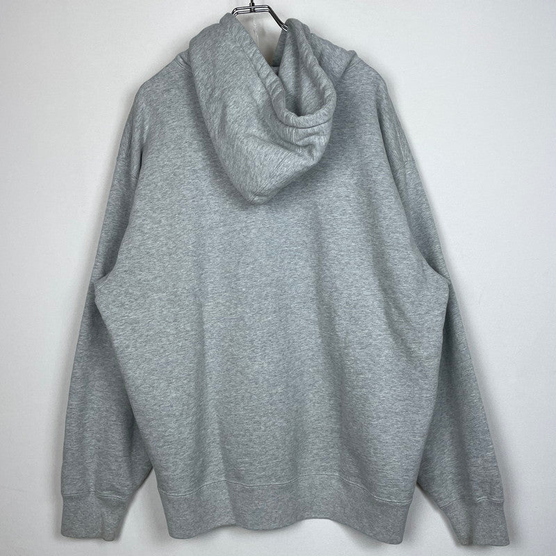 【中古品】【メンズ】 SUPREME シュプリーム 24AW RAISED EMBROIDERY HOODED SWEATSHIRT 2024年秋冬 レイズド エンブロイダリー フーデッド スウェットシャツ 長袖 トップス パーカー 149-260817-sa-13-teih サイズ：XL カラー：グレー 万代Net店