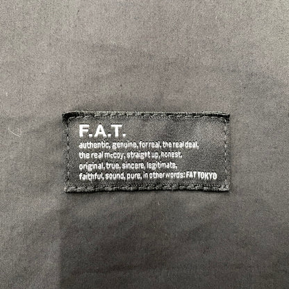 【中古品】【メンズ】 FAT エフエーティー GIGACROP S/S SHIRT F32511-SH24-AB ギガクロップ ショートスリーブシャツ 半袖トップス 142-260826-ss-08-teih サイズ：FAT カラー：ブラック 万代Net店