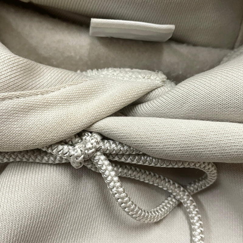 【中古品】【メンズ】 NIKE SB ナイキ エスビー VEIKOSGF FLEECE PULLOVER HOODIE "BEIGE" FB8631-072 ヴェイコジーエフ フリース プルーオーバー フーディー ベージュ 長袖 トップス パーカー 148-260901-sa-19-teih サイズ：2XL カラー：ベージュ 万代Net店