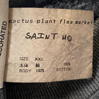 【中古品】【メンズ】 SAINT Mxxxxxx セント マイケル × CACTUS PLANT FLEA MARKET カクタス プラント フリー マーケット S/S TEE ANGRY LV GD SM-YS1-0000-C05 ショートスリーブ Tシャツ アングリー ラブ ゴッド 142-260819-sa-05-teih サイズ：XXL カラー：ブラック 万代Net店