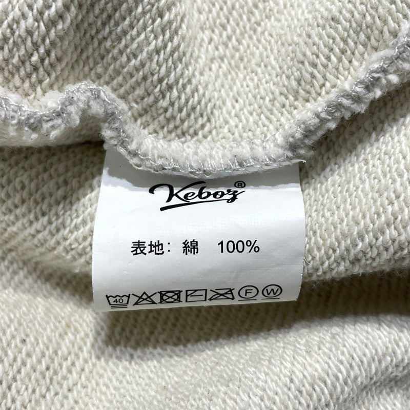 【中古品】【メンズ】 KEBOZ ケボズ × 山岡家 別注コラボ LOGO SWEAT HOODIE ロゴ スウェット フーディー 長袖 トップス プルオーバーパーカー 142-260820-yo-04-teih サイズ：M カラー：グレー 万代Net店