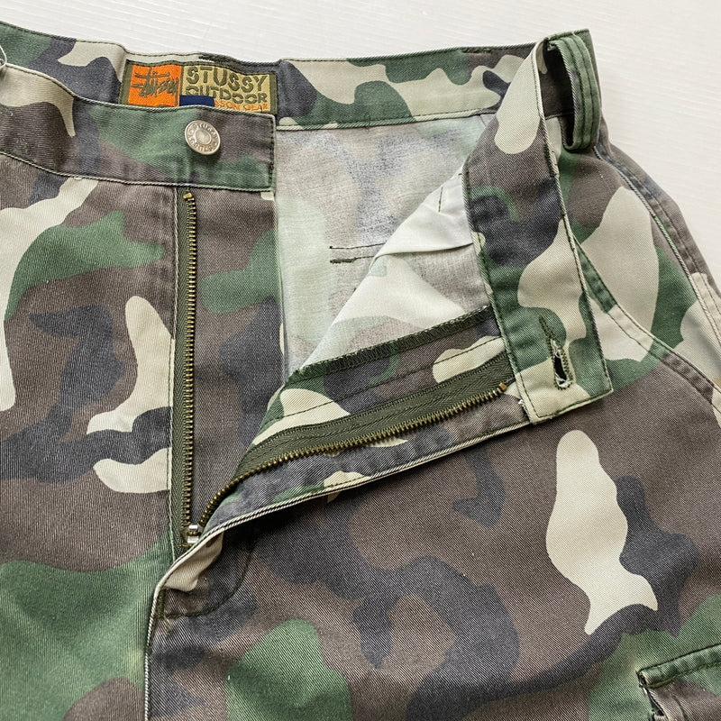 【中古品】【メンズ】 STUSSY ステューシー OUTDOOR CAMO SHORT PANTS アウトドア カモ ショート パンツ ボトムス 短パン 153-260821-sa -12-tei サイズ：34 カラー：カモ柄 万代Net店