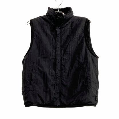 【中古品】【メンズ】 STUSSY ステューシー 2023 SHERPA REVERSIBLE VEST 118528 2023年 シェルパ リバーシブル ベスト トップス 142-260823-sa-01-tei サイズ：Ｍ カラー：ブラック 万代Net店