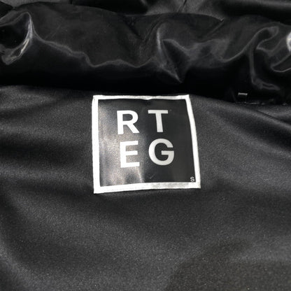 【中古品】【メンズ】 ADAMSJUGGLER アダムスジャグラー RTEG Cross&BR VEST 220401230250007 レトロエンジン クロス アンド BR ベスト アウター ダウンベスト 147-260828-yo-20-teih サイズ：S カラー：ブラック 万代Net店