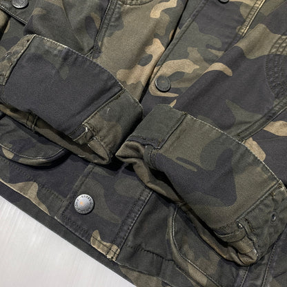 【中古品】【メンズ】 BARBOUR バーブァー INTERNATIONAL JACKET 1901107 インターナショナル ジャケット アウター 144-260824-sa-09-tei サイズ：S カラー：カモ柄 万代Net店
