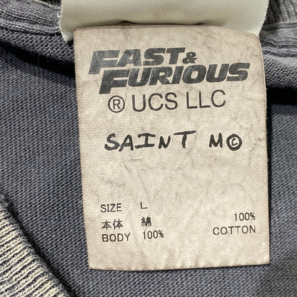 【現状渡し品】【メンズ】 Saint MXXXXXX セント マイケル FF_SS T-SHIRT FAST FURIOUS SM-MK8-0000-C06 ファスト アンド フュリアス ショートスリーブ Tシャツ 半袖 トップス ワイルドスピード 142-260824-sa-11-tei サイズ：L カラー：グレー 万代Net店