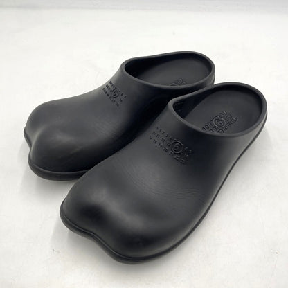 【中古品】【メンズ】 MM6 MAISON MARGIELA エムエムシックス メゾンマルジェラ 24SS ATOMIC CLOG SLIPPER アナトミック クロッグ スリッパ シューズ サンダル 靴 164-260824-yo-10-teih サイズ：43-44/本体のみ カラー：ブラック 万代Net店