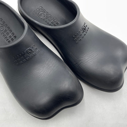 【中古品】【メンズ】 MM6 MAISON MARGIELA エムエムシックス メゾンマルジェラ 24SS ATOMIC CLOG SLIPPER アナトミック クロッグ スリッパ シューズ サンダル 靴 164-260824-yo-10-teih サイズ：43-44/本体のみ カラー：ブラック 万代Net店