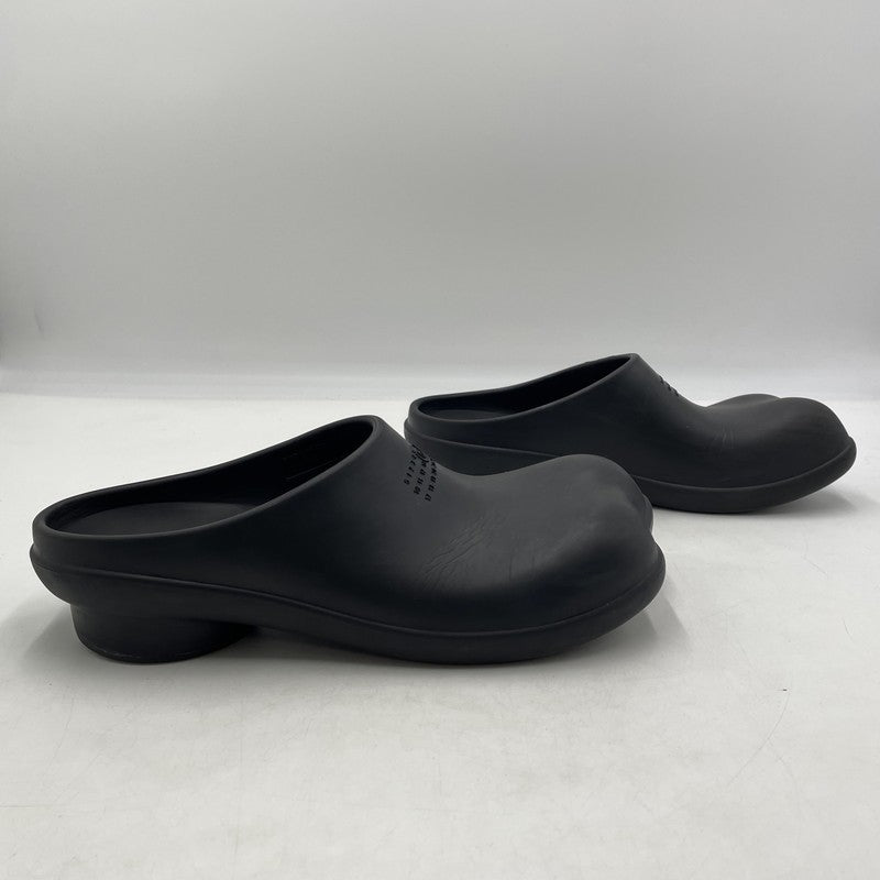 【中古品】【メンズ】 MM6 MAISON MARGIELA エムエムシックス メゾンマルジェラ 24SS ATOMIC CLOG SLIPPER アナトミック クロッグ スリッパ シューズ サンダル 靴 164-260824-yo-10-teih サイズ：43-44/本体のみ カラー：ブラック 万代Net店