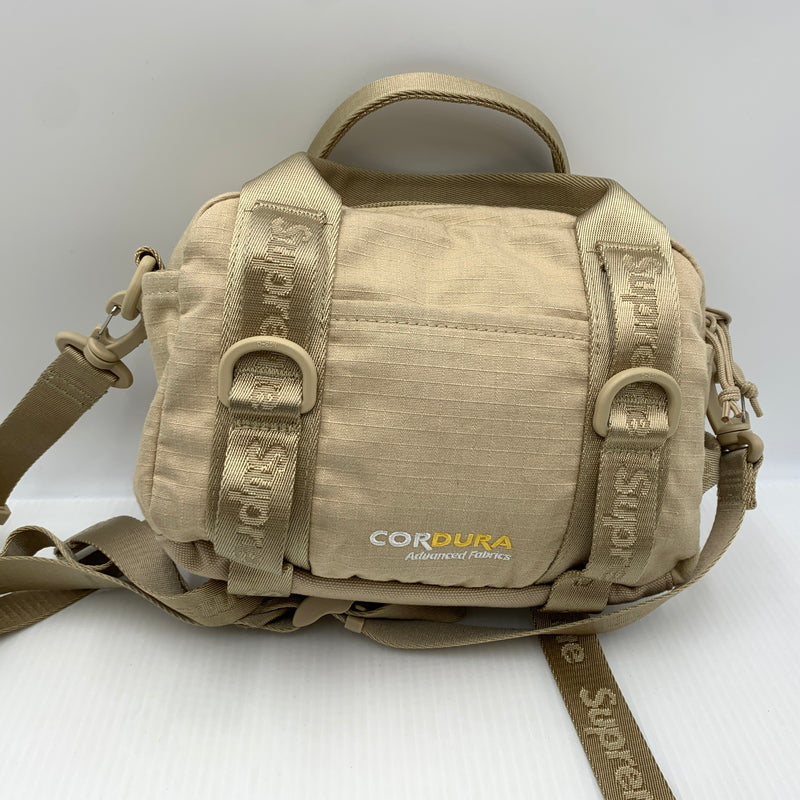 【中古品】【メンズ】 SUPREME シュプリーム 26SS MINI DUFFLE BAG 2026年 春夏 ミニ ダッフル バッグ 149-260825-sa-17-tei カラー：ベージュ 万代Net店