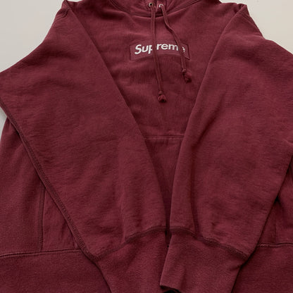 【中古品】【メンズ】 SUPREME シュプリーム BOX LOGO HOODED SWEATSHIRT ”PLUM” ボックス ロゴ フーディ スウェット シャツ プラム 長袖 トップス プルーオーバー パーカー 149-260825-sa-15-tei サイズ：S カラー：レッド系 万代Net店
