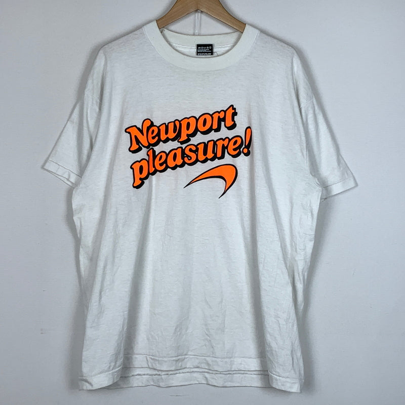 【現状渡し品】【メンズ】 FRUIT OF THE LOOM フルーツ オブ ザ ルーム 90’s NEWPORT PLEASURE T-SHIRT 90年代 ニューポート プレジャー Tシャツ 半袖 トップス 145-260826-sa-12-tei サイズ：XL カラー：ホワイト 万代Net店