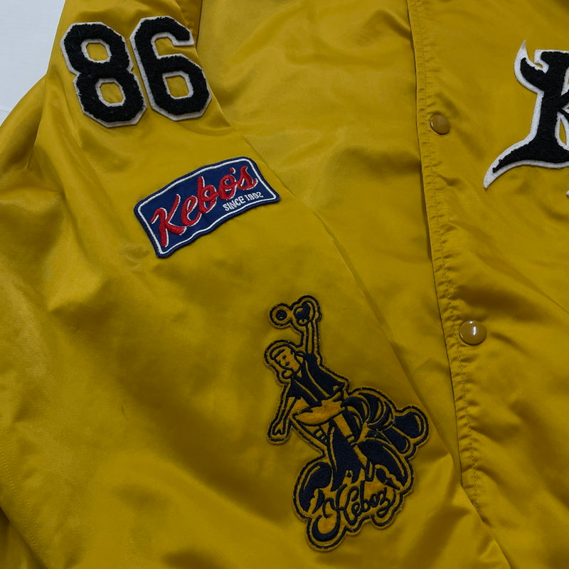 【中古品】【メンズ】 KEBOZ ケボズ × FREAK'S フリークス ストア 別注コラボ STADIUM JUMPER 214-1579 スタジアム ジャンパー アウター スタジャン 142-260830-sa-12-tei サイズ：L カラー：イエロー 万代Net店