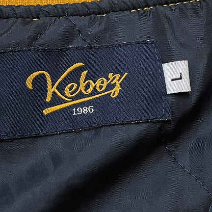 【中古品】【メンズ】 KEBOZ ケボズ × FREAK'S フリークス ストア 別注コラボ STADIUM JUMPER 214-1579 スタジアム ジャンパー アウター スタジャン 142-260830-sa-12-tei サイズ：L カラー：イエロー 万代Net店