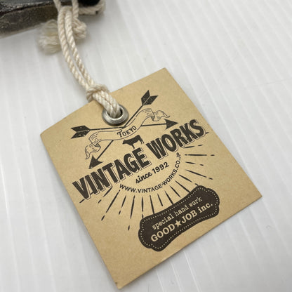 【中古品】【メンズ】 Vintage Works ヴィンテージワークス LEATHER BELT 7HOLE MADE IN JAPAN DH5738 レザー ベルト 7ホール アクセサリー 日本製 205-260902-ss-06-tei サイズ：ケース付き カラー：ブラック 万代Net店