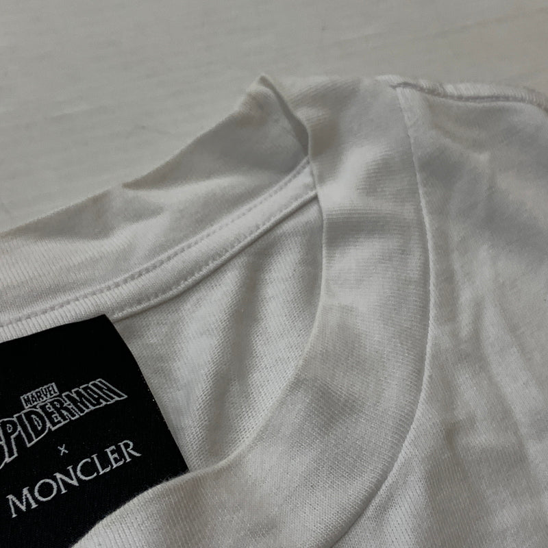 【中古品】【メンズ】 MONCLER モンクレール × SPIDER-MAN スパイダーマン 別注コラボ S/S T-SHIRT H20918C00005 8390T ショートスリーブ Tシャツ 半袖 トップス 141-260828-sa-02-tei サイズ：XL カラー：ホワイト 万代Net店