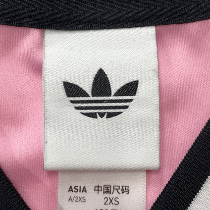 【中古品】【メンズ】 ADIDAS アディダス KD2272 ADITUFF LOGO SOCCER UNIFORM TEE アディタフ ロゴ サッカー ユニフォーム風 Tシャツ 半袖 トップス 148-260901-sa-15-teih サイズ：XS カラー：ピンク 万代Net店
