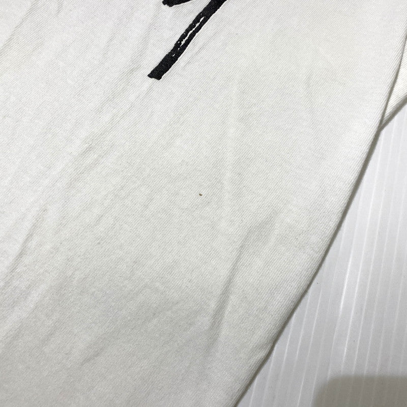 【中古品】【メンズ】 STUSSY ステューシー × DENIM TEARS デニムティアーズ 別注コラボ ANNIE LEE TEE アニーリー Tシャツ 半袖 トップス 142-260831-yo-03-tei サイズ：M カラー：ホワイト 万代Net店