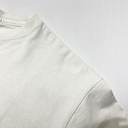 【中古品】【メンズ】 STUSSY ステューシー × DENIM TEARS デニムティアーズ 別注コラボ ANNIE LEE TEE アニーリー Tシャツ 半袖 トップス 142-260831-yo-03-tei サイズ：M カラー：ホワイト 万代Net店