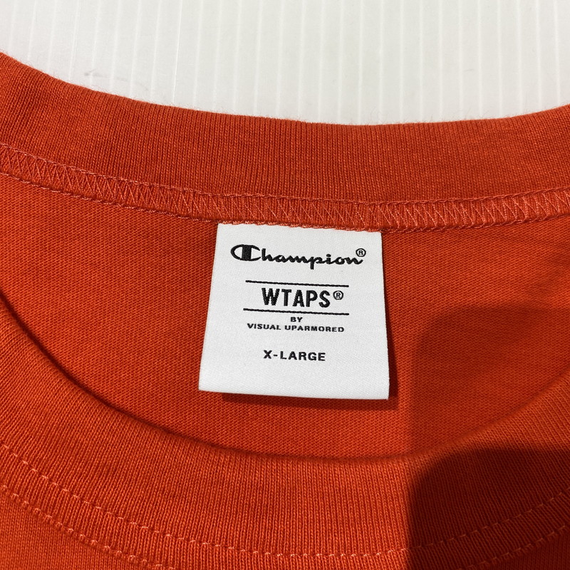 【中古品】【メンズ】 WTAPS ダブルタップス × CHAMPION チャンピオン 別注コラボ ACADEMY LS T-SHIRTS "ORANGE" 232HBCHD-CSM01S アカデミー ロングスリーブ Tシャツ 長袖 トップス 142-260831-yo-05-tei サイズ：XL カラー：オレンジ 万代Net店