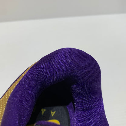 【中古品】【メンズ】 NIKE ナイキ × UNDEFEATED アンディフィーテッド 別注 コラボ KOBE V PROTRO HALL OF FAME DA6809-700 コービー5 プロトロ スニーカー 靴 シューズ 160-260830-ko-03-tei サイズ：26.5cm カラー：ゴールド 万代Net店