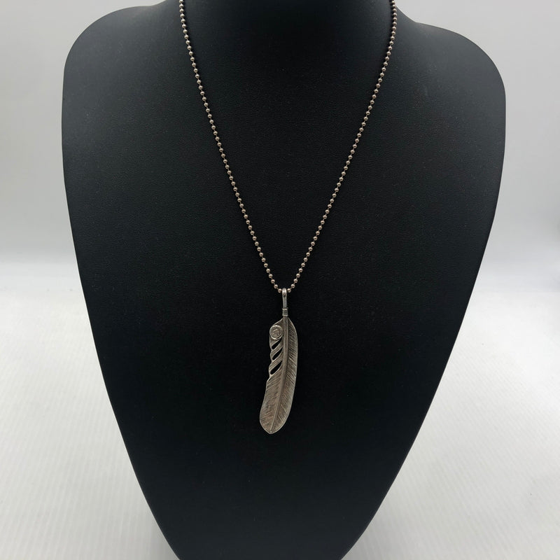 【中古品】【メンズ】 WING ROCK ウィング ロック PLAIN SV FEATHER F-2 プレーン シルバー フェザー アクセサリー 右向き 191-260907-sa-05-teih カラー：シルバー 万代Net店