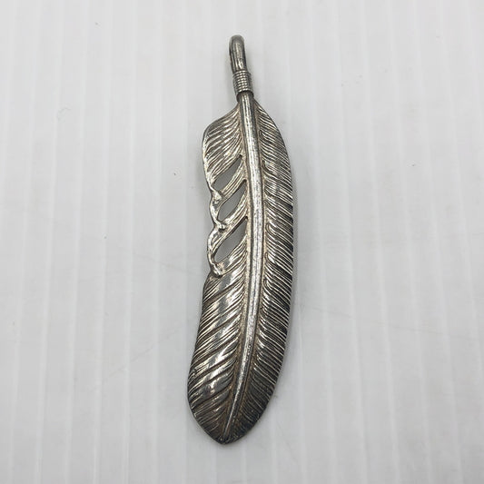 【中古品】【メンズ】 WING ROCK ウィング ロック PLAIN SV FEATHER F-2 プレーン シルバー フェザー アクセサリー 左向き 191-260907-sa-04-teih カラー：シルバー 万代Net店