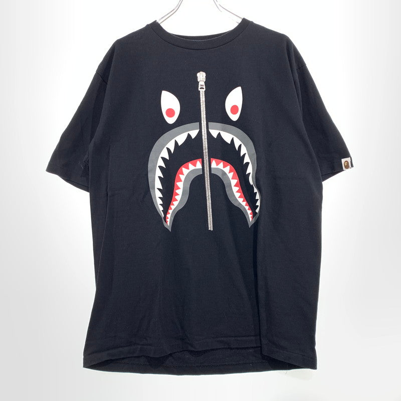 【中古品】【メンズ】 A BATHING APE アベイシングエイプ MAD SHARK S/S TEE 001TEJ801059M マッド シャーク ショートスリーブ Tシャツ 半袖 トップス 142-260904-ko-02-teih サイズ：L カラー：ブラック 万代Net店