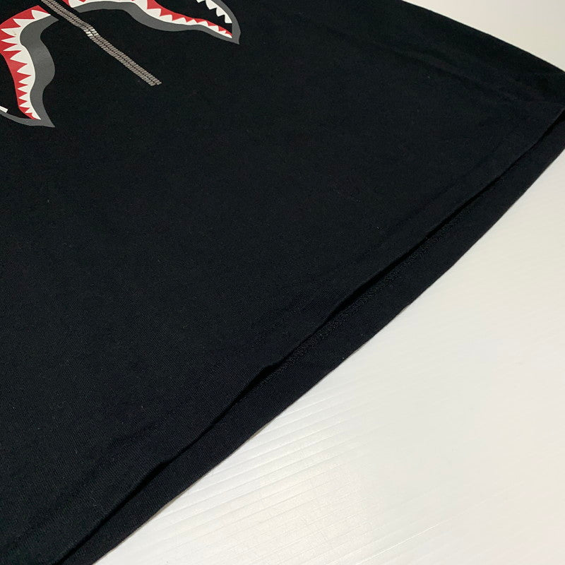 【中古品】【メンズ】 A BATHING APE アベイシングエイプ MAD SHARK S/S TEE 001TEJ801059M マッド シャーク ショートスリーブ Tシャツ 半袖 トップス 142-260904-ko-02-teih サイズ：L カラー：ブラック 万代Net店
