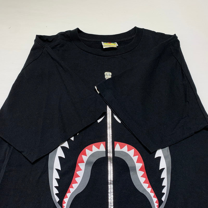 【中古品】【メンズ】 A BATHING APE アベイシングエイプ MAD SHARK S/S TEE 001TEJ801059M マッド シャーク ショートスリーブ Tシャツ 半袖 トップス 142-260904-ko-02-teih サイズ：L カラー：ブラック 万代Net店