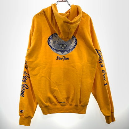 【現状渡し品】【メンズ】 MAGIC STICK マジックスティック × CHAMPION チャンピオン 別注コラボ CHINKORO HOODIE チンコロ フーディ 長袖 トップス プルオーバーパーカー 142-260903-sa-08-teih サイズ：M カラー：イエロー 万代Net店
