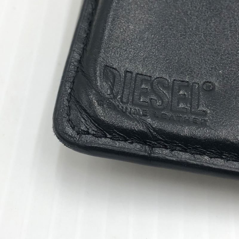 【現状渡し品】【メンズ】 DIESEL ディーゼル 1DR BI FOLD COIN S 3D ワンディーアール バイフォールド コイン エス スリーディー 財布 200-260907-sa-13-teih カラー：ブラック 万代Net店