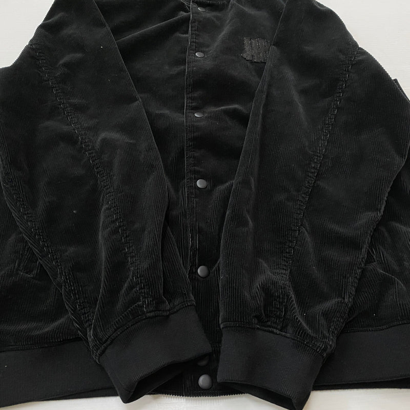【中古品】【メンズ】 UNDEAFEATED アンディ フィデッド CORD BASEBALL JACKET コード ベースボール ジャケット アウター 142-260906-sa-02-teih サイズ：XL カラー：ブラック 万代Net店
