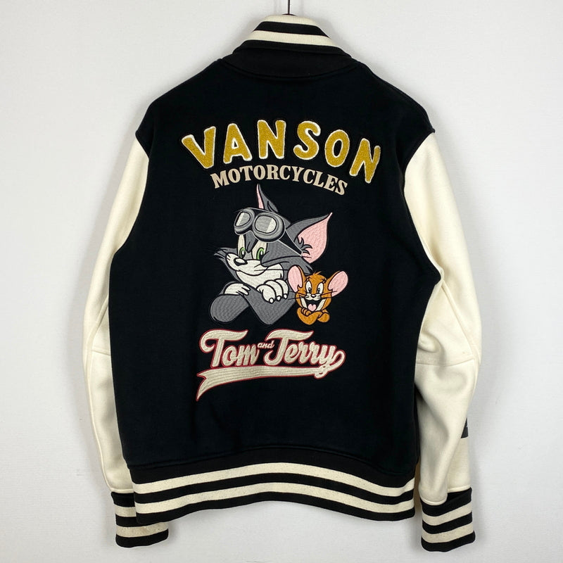 【中古品】【メンズ】 VANSON バンソン × TOM&JERRY トムアンドジェリー 別注コラボ STADIUM JUMPER スタジアム ジャンパー アウター スタジャン 145-260906-sa-09-teih サイズ：L カラー：ブラック 万代Net店