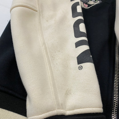 【中古品】【メンズ】 VANSON バンソン × TOM&JERRY トムアンドジェリー 別注コラボ STADIUM JUMPER スタジアム ジャンパー アウター スタジャン 145-260906-sa-09-teih サイズ：L カラー：ブラック 万代Net店