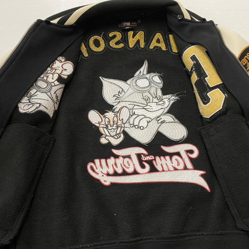 【中古品】【メンズ】 VANSON バンソン × TOM&JERRY トムアンドジェリー 別注コラボ STADIUM JUMPER スタジアム ジャンパー アウター スタジャン 145-260906-sa-09-teih サイズ：L カラー：ブラック 万代Net店