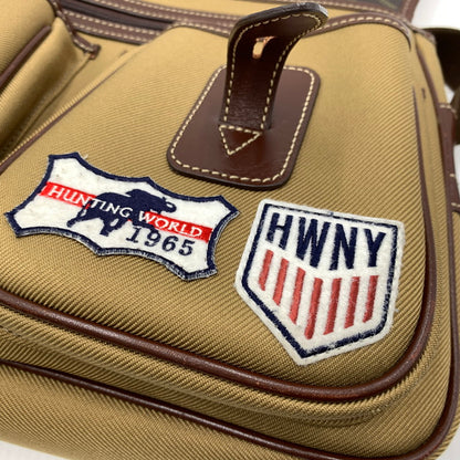 【中古品】【メンズ】 HUNTING WORLD ハンティングワールド サファリ ワッペン ショルダーバッグ カバン メッセンジャーバッグ 188-260914-ko-09-teih カラー：ブラウン系 万代Net店