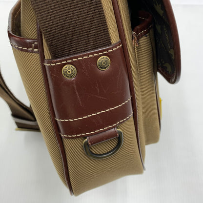 【中古品】【メンズ】 HUNTING WORLD ハンティングワールド サファリ ワッペン ショルダーバッグ カバン メッセンジャーバッグ 188-260914-ko-09-teih カラー：ブラウン系 万代Net店