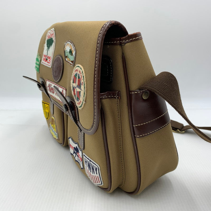 【中古品】【メンズ】 HUNTING WORLD ハンティングワールド サファリ ワッペン ショルダーバッグ カバン メッセンジャーバッグ 188-260914-ko-09-teih カラー：ブラウン系 万代Net店