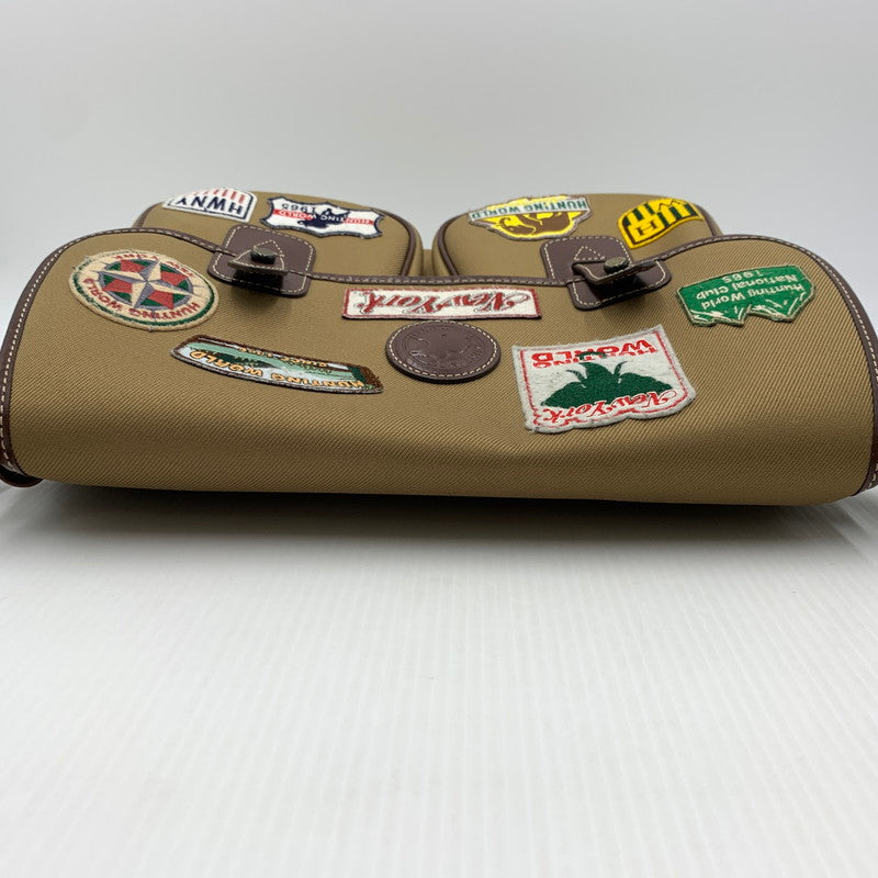 【中古品】【メンズ】 HUNTING WORLD ハンティングワールド サファリ ワッペン ショルダーバッグ カバン メッセンジャーバッグ 188-260914-ko-09-teih カラー：ブラウン系 万代Net店