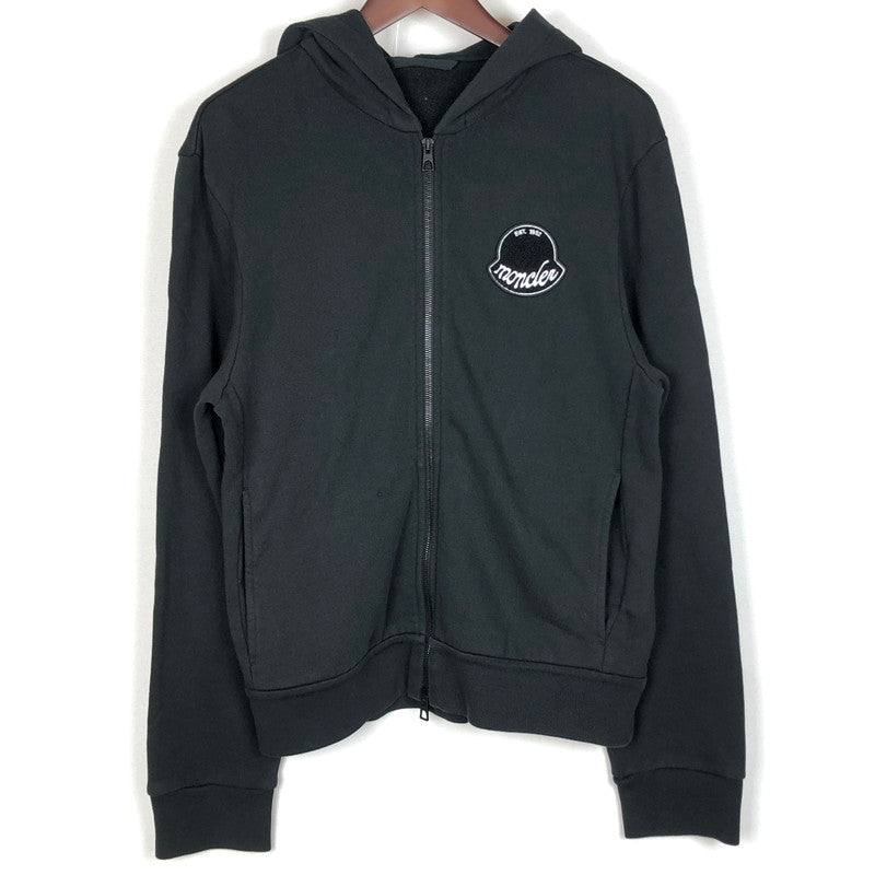 【中古品】【メンズ】 MONCLER モンクレール EMBOSS LOGO PATCH FULLZIP PARKER K20918G00023 89AZU エンボス ロゴ パッチ フルジップ パーカー 長袖 トップス 141-260909-sa-04-teih サイズ：L カラー：ブラック 万代Net店