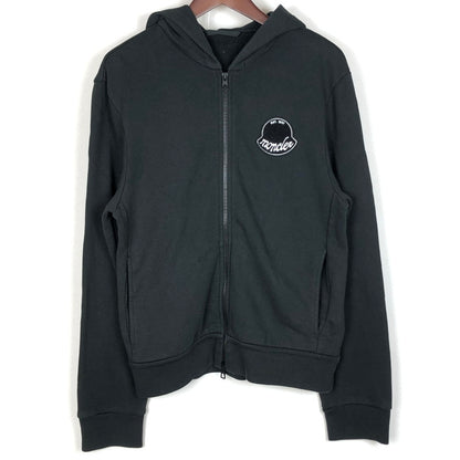 【中古品】【メンズ】 MONCLER モンクレール EMBOSS LOGO PATCH FULLZIP PARKER K20918G00023 89AZU エンボス ロゴ パッチ フルジップ パーカー 長袖 トップス 141-260909-sa-04-teih サイズ：L カラー：ブラック 万代Net店